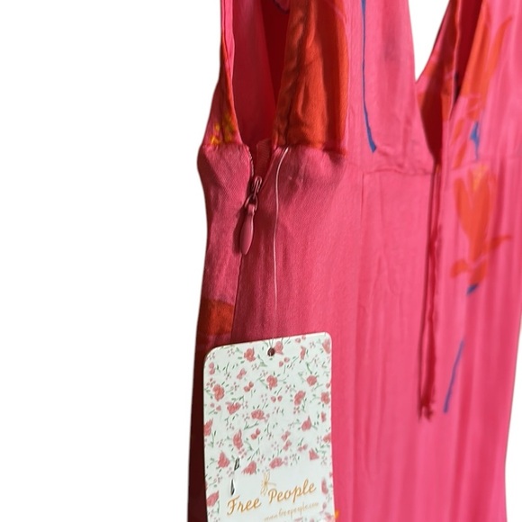 Free People NWT She's a Waterfall Hot Pink Floral
Print Ruffled Maxi Dress Sz 4 - Picture 8 of 12